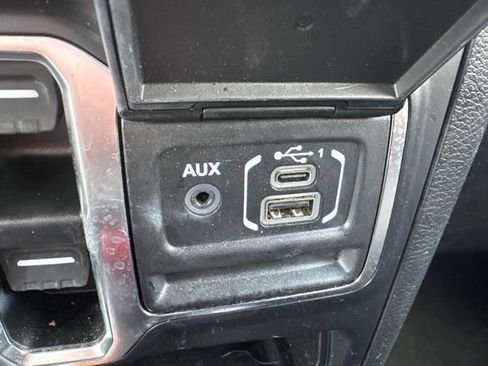 Used 2022 Jeep Wrangler Unlimited Sport AWD/4WD image 12