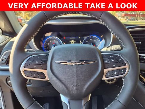 New 2026 Chrysler Voyager LX image 13