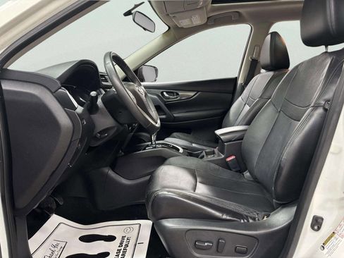 Used 2015 Nissan Rogue SL w/ SL Premium Package image 12