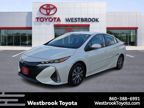 Certified 2022 Toyota Prius Prime XLE w/ Protection Package (TMS) image 1