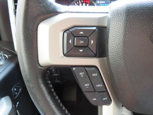 Used 2018 Ford F150 Lariat AWD/4WD image 21