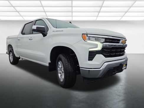 Certified 2025 Chevrolet Silverado 1500 LT image 1
