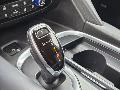 Used 2019 Buick Enclave Premium AWD/4WD image 29