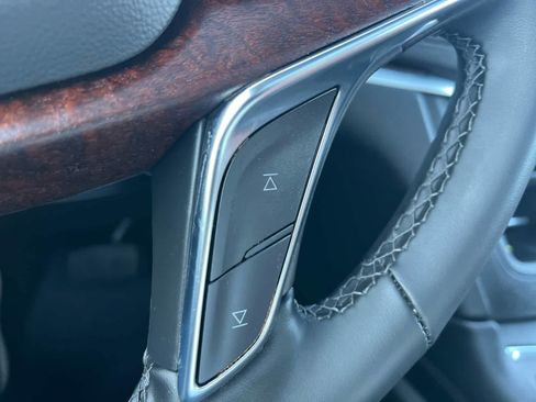 Used 2025 Cadillac XT5 Premium Luxury w/ Technology Package image 41