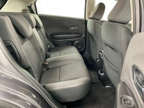 Certified 2022 Honda HR-V LX image 13