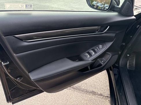 Used 2022 Honda Accord Sport image 16