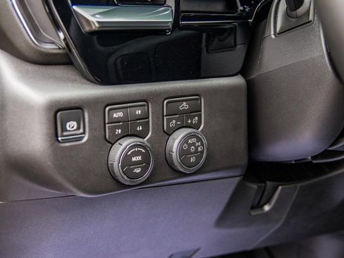 New 2026 Chevrolet Silverado 1500 LT Trail Boss w/ Dark Appearance Package AWD/4WD image 30