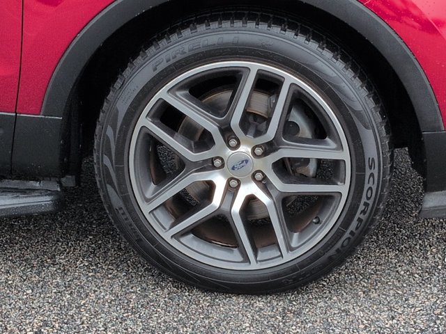 Used 2018 Ford Explorer Sport w/ Equipment Group 401A AWD/4WD image 12
