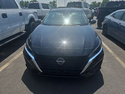Used 2025 Nissan Altima 2.5 SV