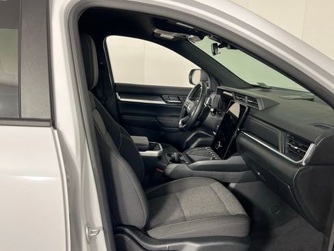 Used 2025 GMC Terrain Elevation image 32