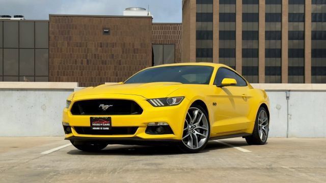 Used 2015 Ford Mustang GT Premium w/ Equipment Group 401A RWD image 1