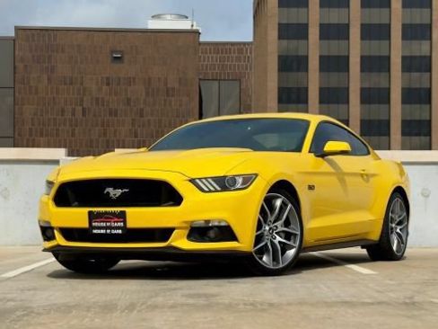 Used 2015 Ford Mustang GT Premium w/ Equipment Group 401A RWD image 1