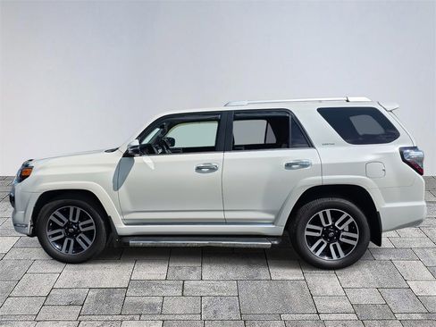 Used 2020 Toyota 4Runner Limited image 4