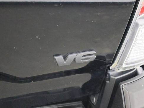 Used 2020 Toyota Tacoma TRD Off-Road image 41