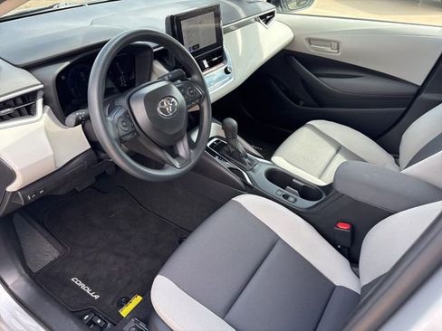 Used 2026 Toyota Corolla LE FWD image 10