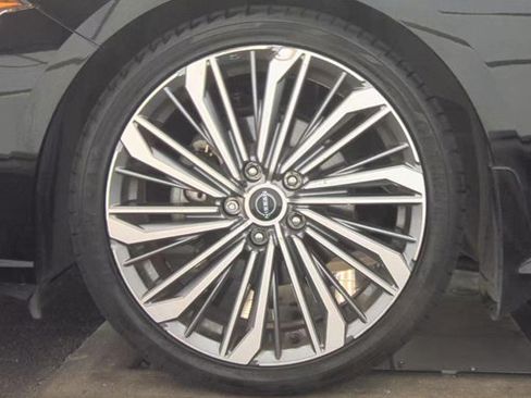 Used 2023 Nissan Altima 2.5 SL FWD image 7