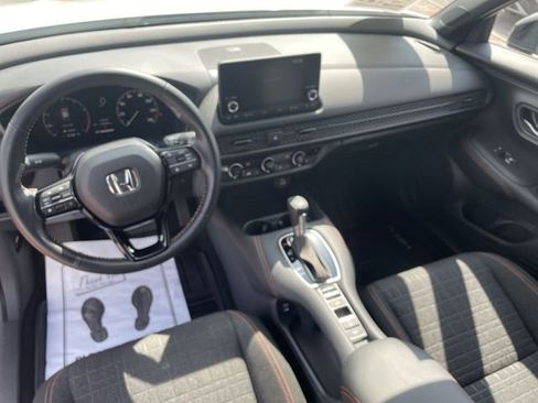 Certified 2025 Honda HR-V Sport image 18