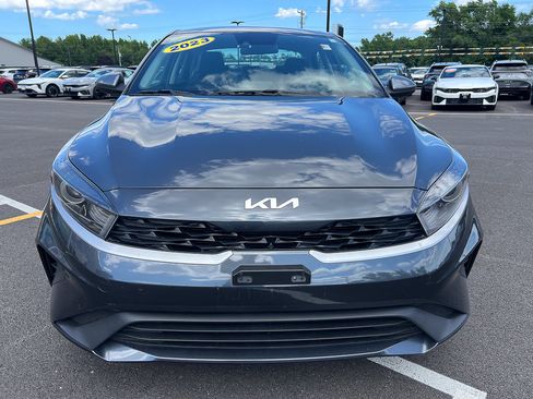 Used 2023 Kia Forte LXS FWD image 9