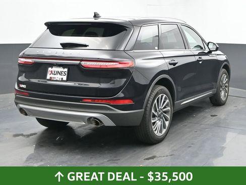 Used 2024 Lincoln Corsair Reserve image 11