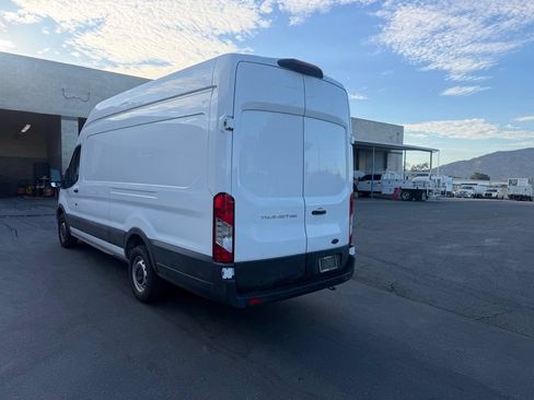 Used 2022 Ford Transit 250 148 High Roof Extended RWD image 4
