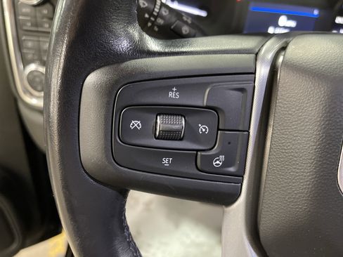 Used 2021 GMC Sierra 1500 SLT image 18