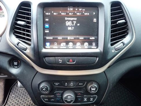 Used 2018 Jeep Cherokee Limited w/ High Altitude Package AWD/4WD image 14