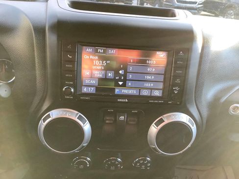 Used 2013 Jeep Wrangler Sahara w/ Connectivity Group image 34