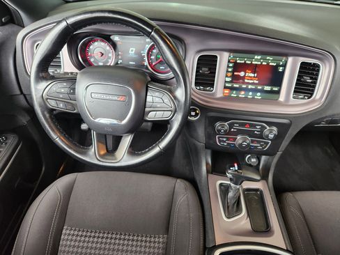 Used 2023 Dodge Charger SXT RWD image 28