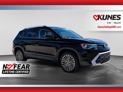 Used 2025 Volkswagen Taos SE