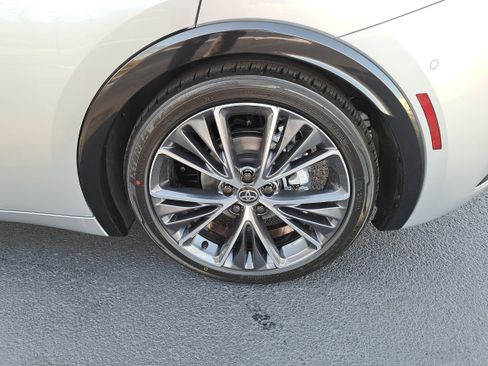 New 2026 Toyota Prius Limited image 5