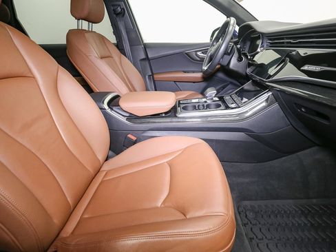 Used 2021 Audi Q7 3.0T Premium w/ Convenience Package image 20