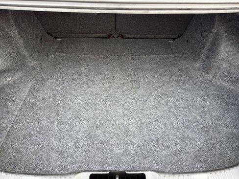 Used 2019 Ford Mustang Premium image 19