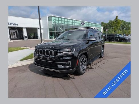 Used 2022 Jeep Wagoneer Series III AWD/4WD image 1