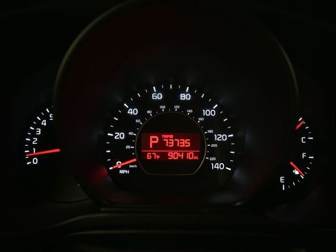 Used 2016 Kia Soul FWD image 9