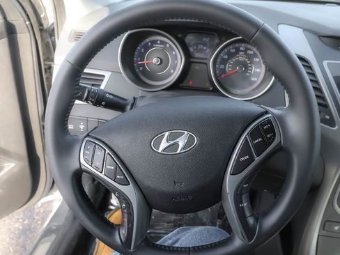 Used 2016 Hyundai Elantra Value Edition image 14
