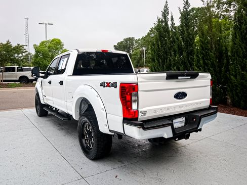 Used 2019 Ford F250 XLT AWD/4WD image 8