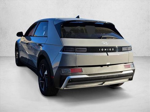 New 2026 Hyundai Ioniq 5 SE image 8