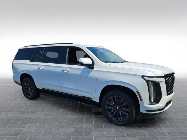 Used 2025 Cadillac Escalade ESV Sport w/ LPO, ONYX Package AWD/4WD image 3