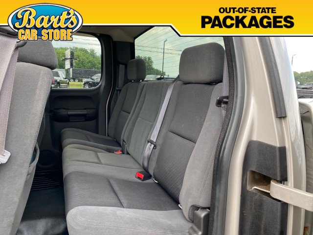 Used 2009 Chevrolet Silverado 2500 LT w/ Snow Plow Prep Package AWD/4WD image 13