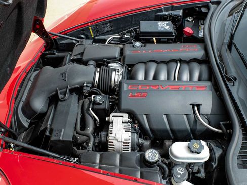 Used 2010 Chevrolet Corvette Grand Sport w/ Preferred Equipment Group RWD image 37