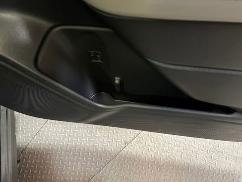 Used 2025 Subaru Forester Premium AWD/4WD image 63