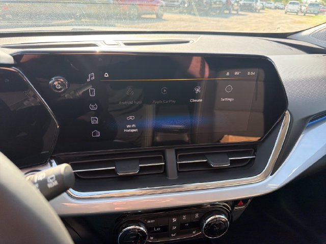 New 2026 Chevrolet Trax LT w/ Driver Confidence Package FWD image 25