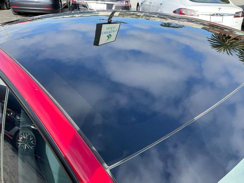 Used 2021 Tesla Model 3 Standard Range Plus image 72