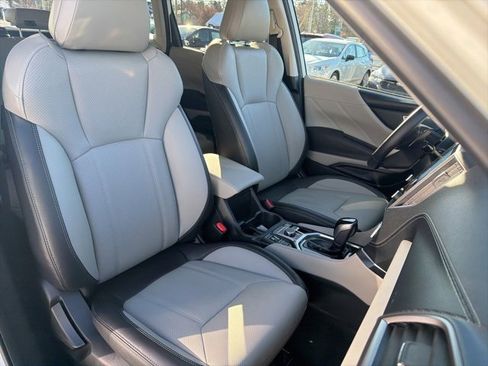 Used 2024 Subaru Forester Limited image 18
