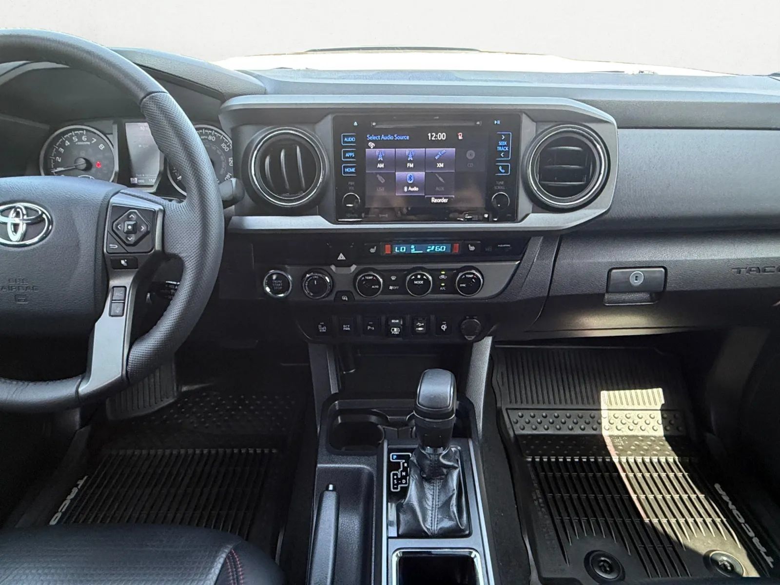 Used 2018 Toyota Tacoma TRD Pro AWD/4WD image 13