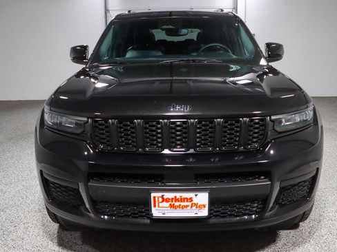 Used 2023 Jeep Grand Cherokee L Laredo AWD/4WD image 4