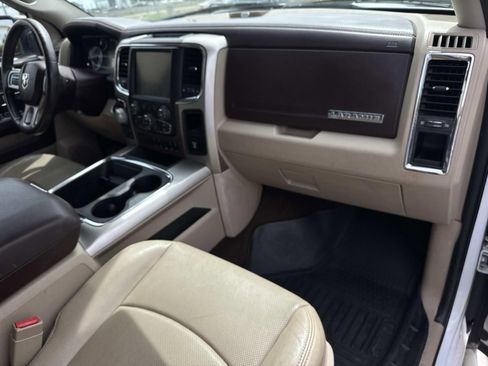 Used 2017 RAM 1500 Laramie w/ Convenience Group image 12