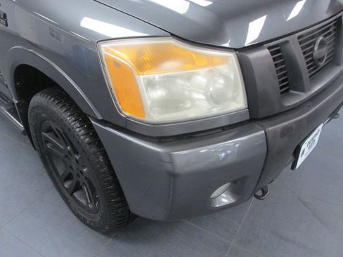 Used 2011 Nissan Titan SL w/ Heavy Metal Edition Pkg image 10