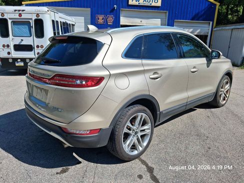 Used 2017 Lincoln MKC Reserve AWD/4WD image 7
