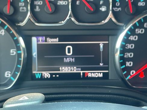 Used 2015 Chevrolet Suburban LT AWD/4WD image 13